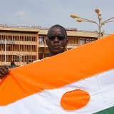 Un partisan de la junte nigérienne lors d'une manifestation à Niamey (archives).